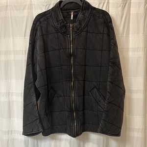 Free People Black Puffer Jacket Quilted Insulated

WORE ONE TIME